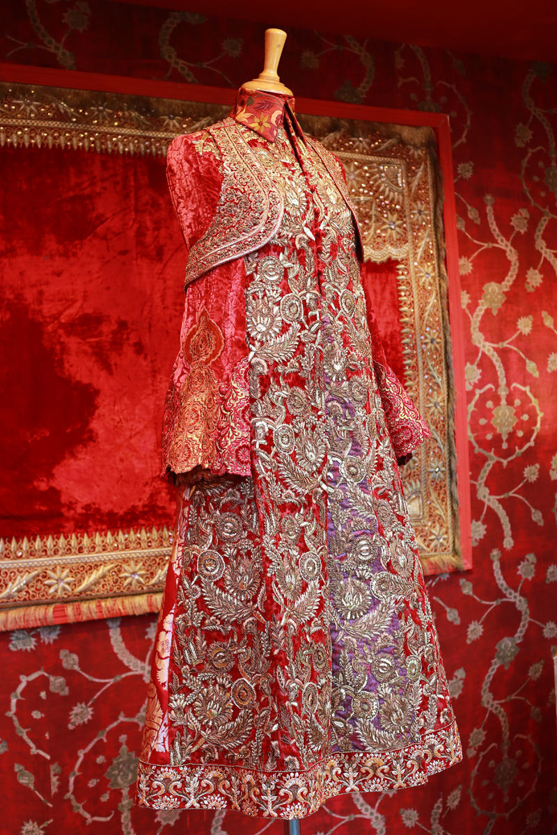 Royal Kindle