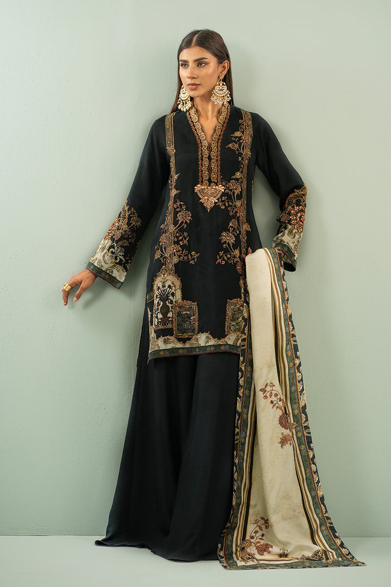 Deep Charcoal Chic