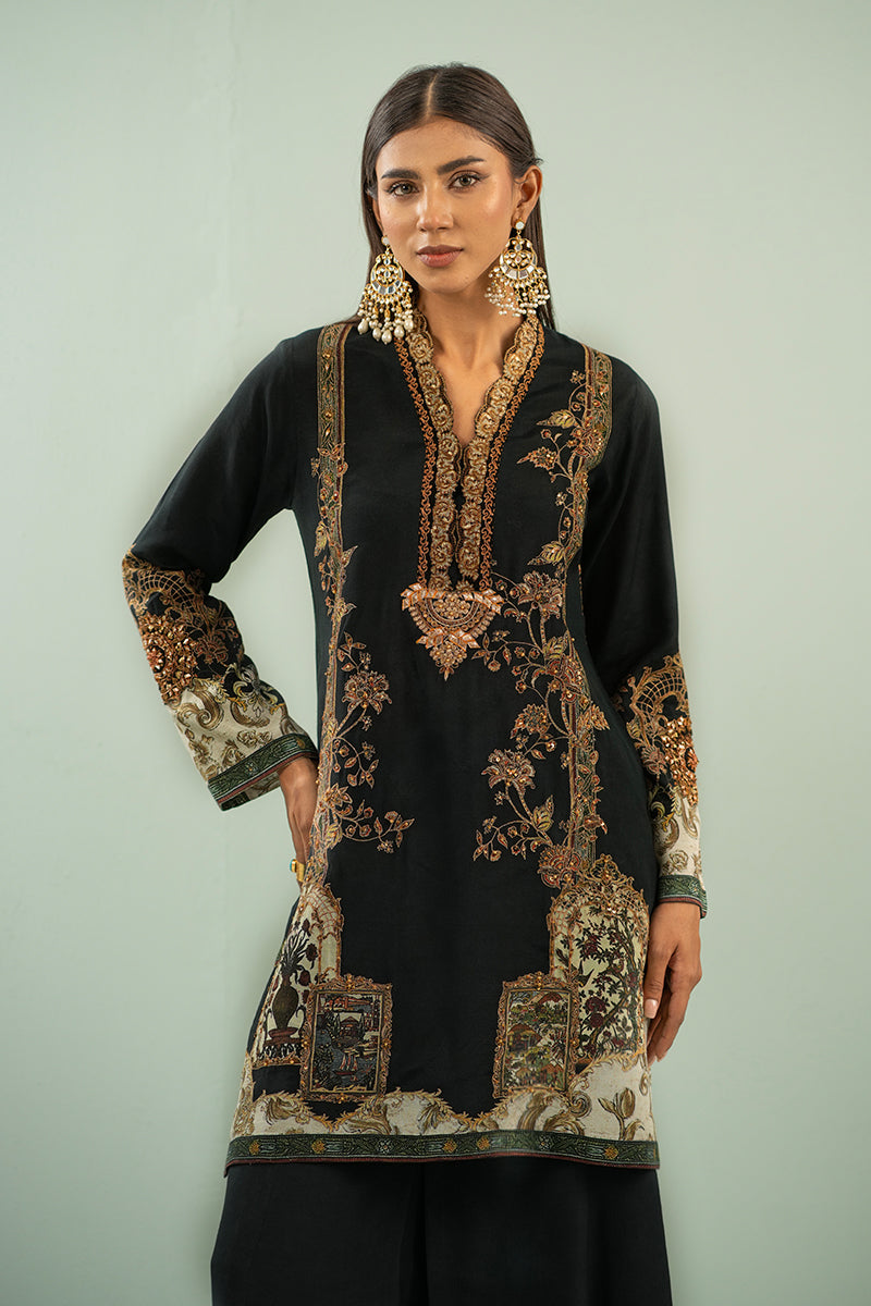 Deep Charcoal Chic